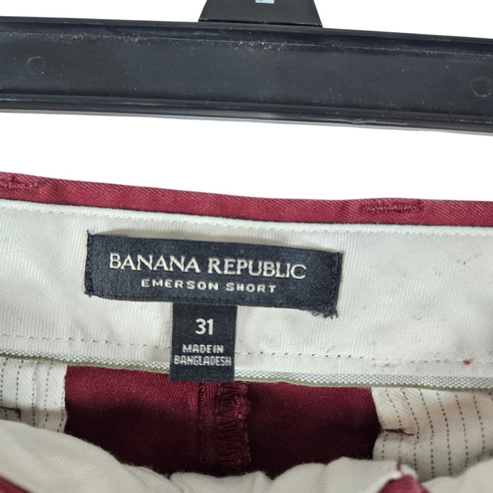 Banana Republic Emerson Shorts Mens 31 Solid Burgundy Chino Cotton Preppy - Picture 3 of 8